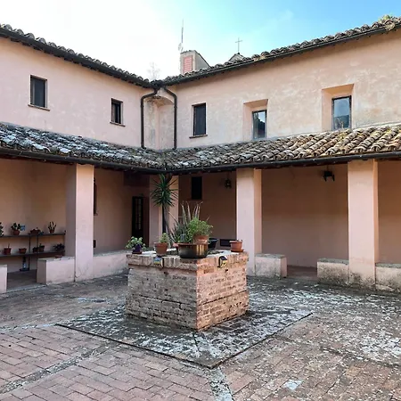 בית הארחה Ex-convento Sant'andrea Collevecchio (Lazio)